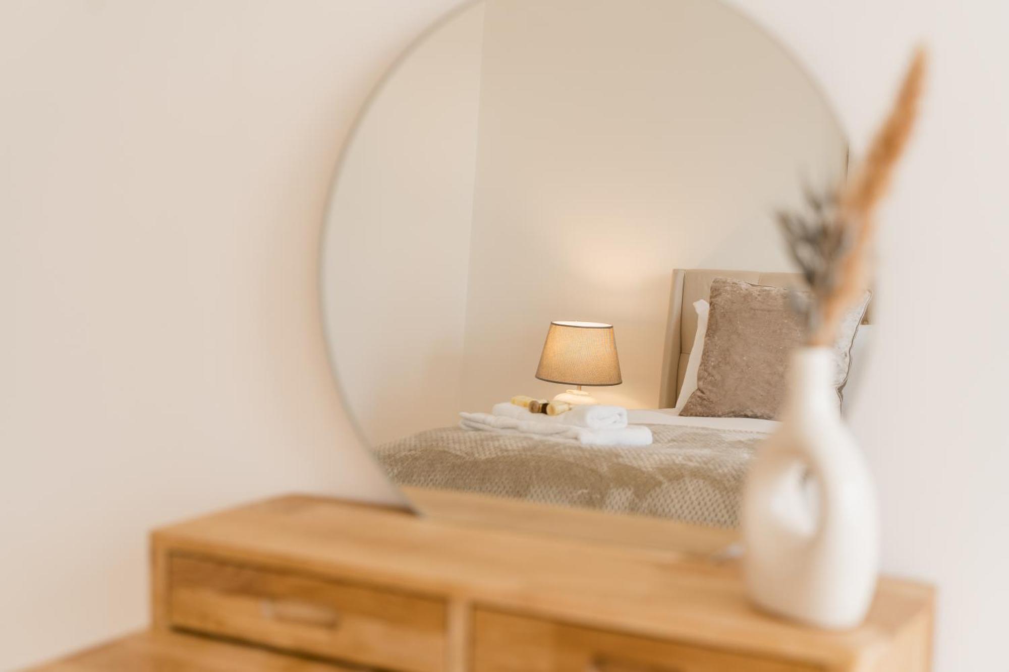 Beautifully Done 5 Bed Barn Conversion In Heswall - Sleeps Up To 10 Exterior foto